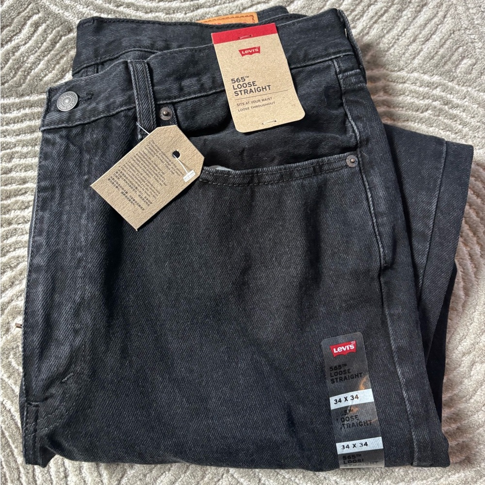 NWT Levi's 565 loose straight Black / Dark Gray Jeans